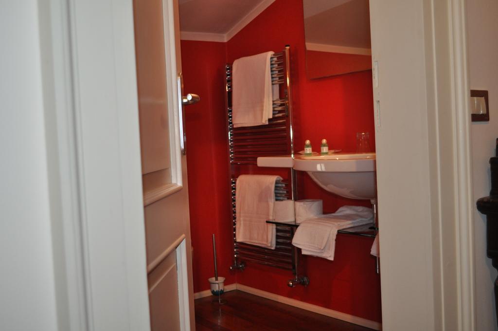 Domus Nova Residenza Il B&B Mantoue Extérieur photo