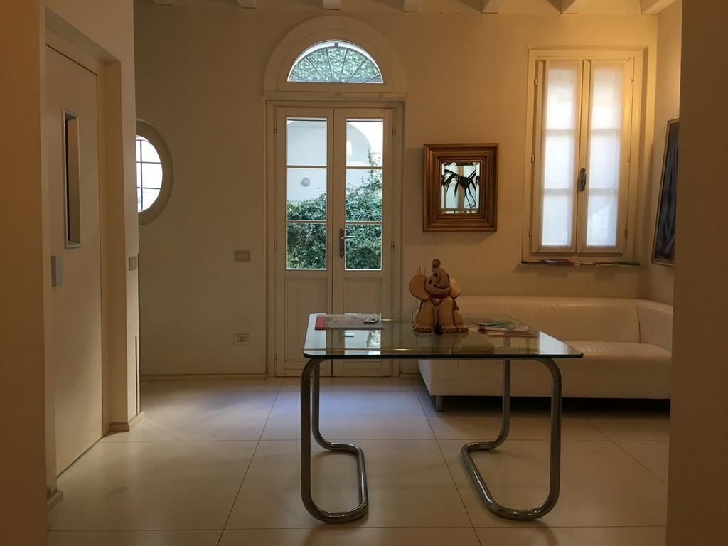 Domus Nova Residenza Il B&B Mantoue Extérieur photo