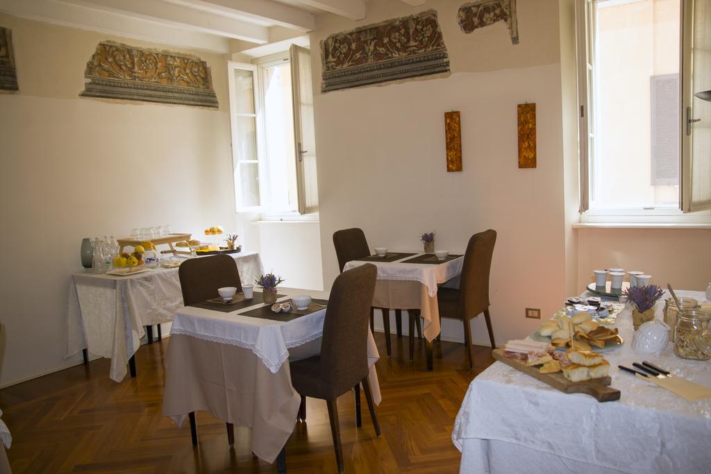 Domus Nova Residenza Il B&B Mantoue Extérieur photo