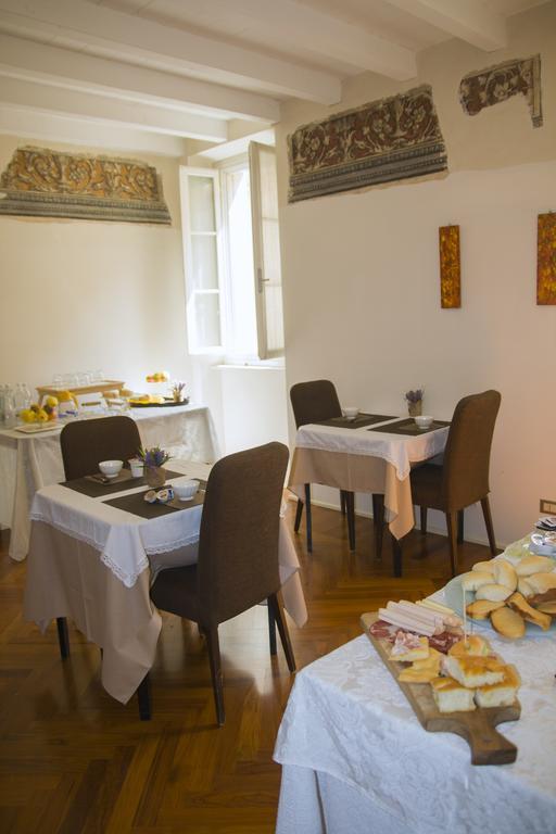Domus Nova Residenza Il B&B Mantoue Extérieur photo