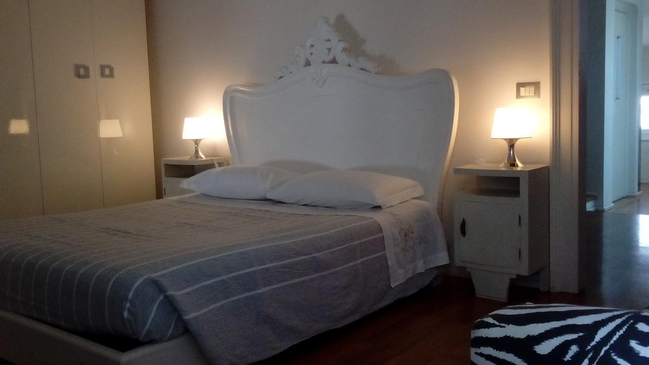 Domus Nova Residenza Il B&B Mantoue Extérieur photo