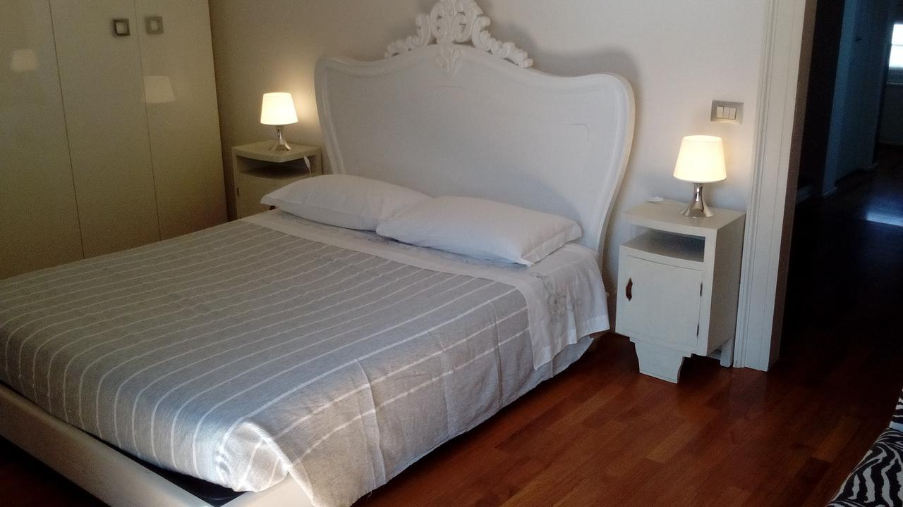 Domus Nova Residenza Il B&B Mantoue Extérieur photo