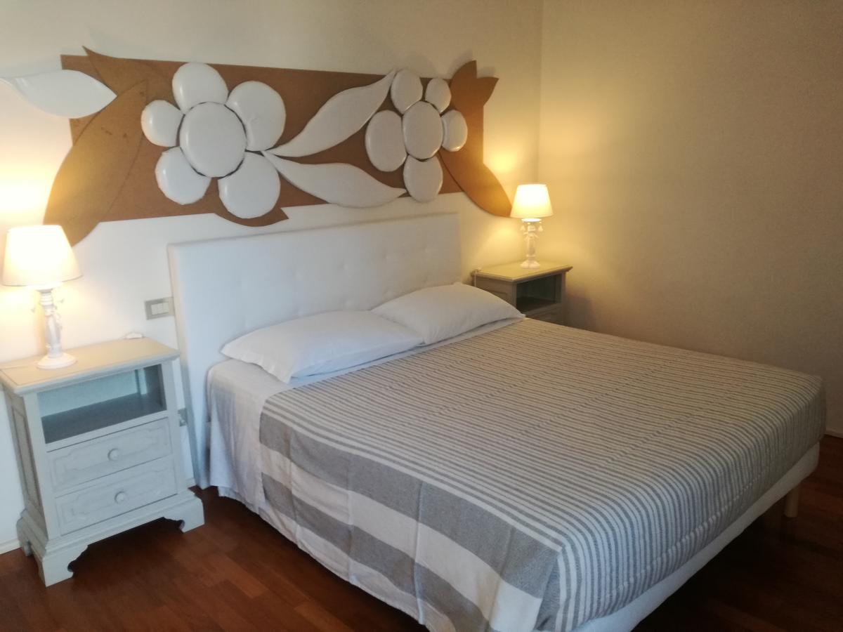 Domus Nova Residenza Il B&B Mantoue Extérieur photo