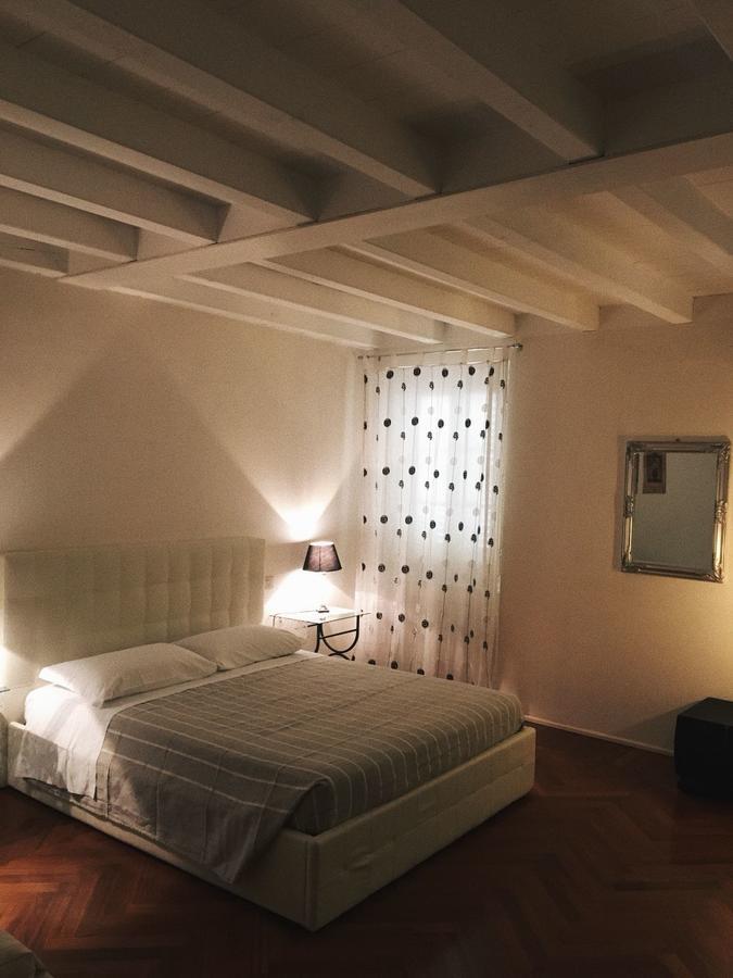 Domus Nova Residenza Il B&B Mantoue Extérieur photo