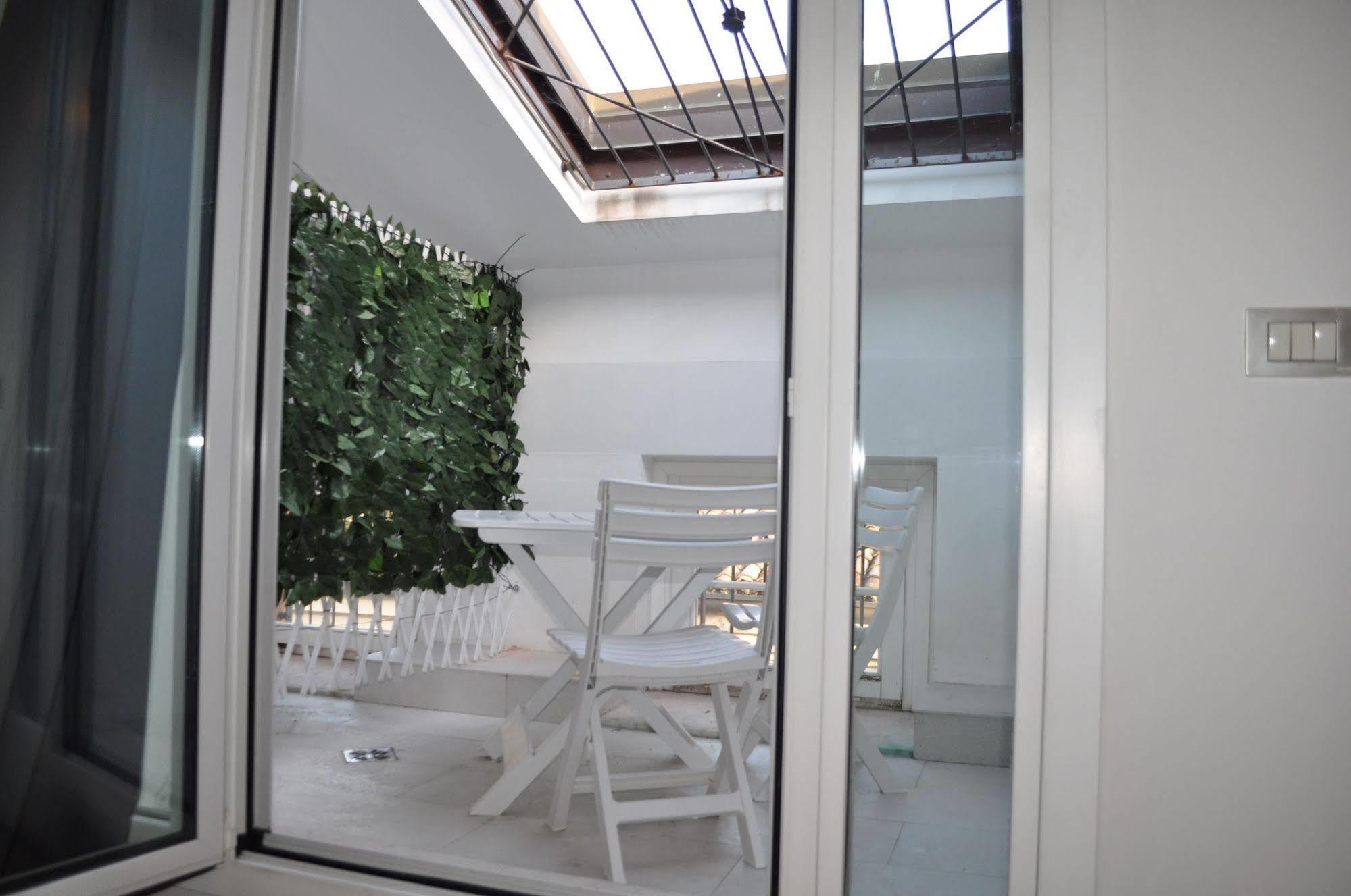 Domus Nova Residenza Il B&B Mantoue Extérieur photo